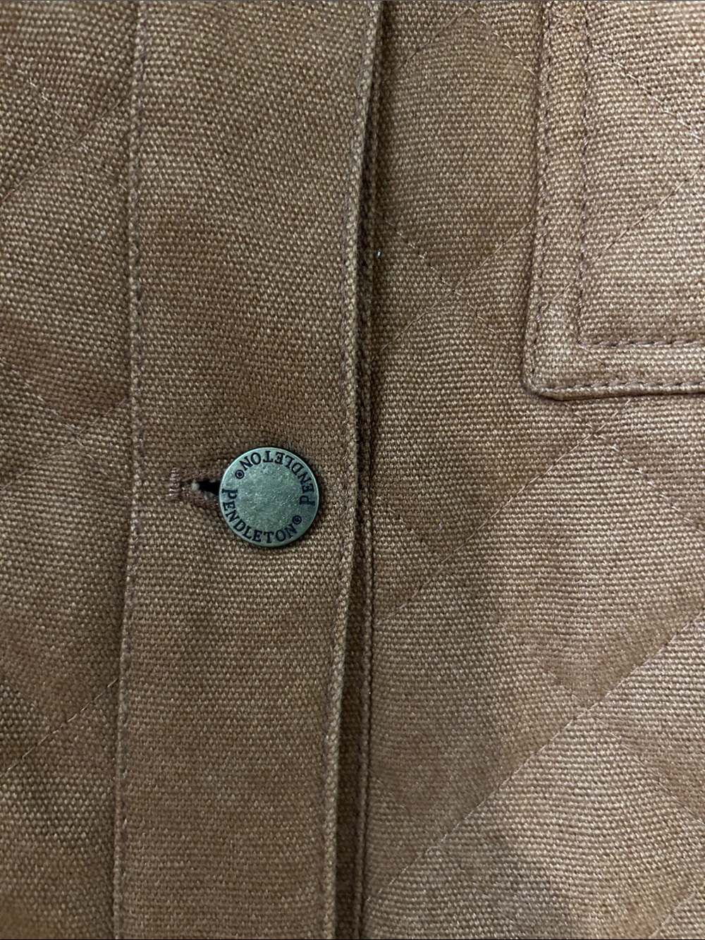 Pendleton Women's Brown Quilted Jacket with Sherpa Collar - Picture 4 of 7
